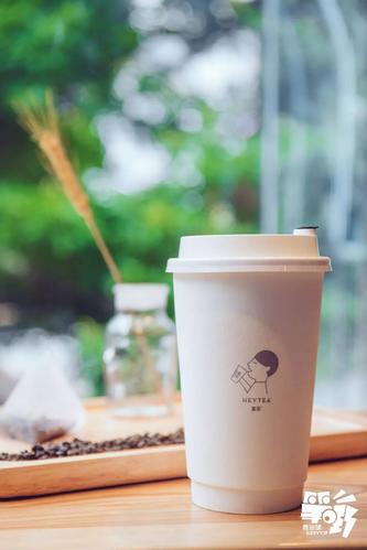 最低8元一杯 喜茶茶坊想走更远