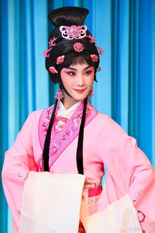 戏曲演员的身份是什么-戏曲演员身段