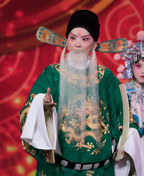 京剧戏曲文官穿什么衣服-京剧中的文戏