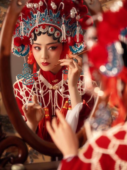 戏曲唱歌小姐姐叫什么-唱戏的小姐姐