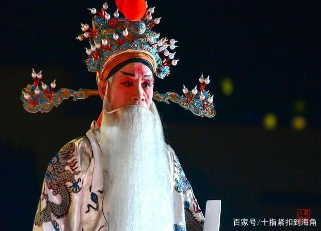 戏曲演员的胡子叫什么-中国戏曲中男性人物的胡子